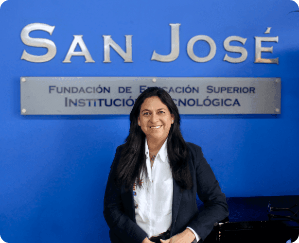 Esta imagen hace referencia a la directora de Escuela Integral.